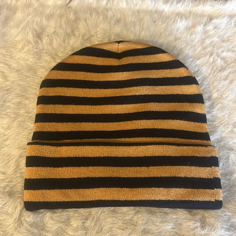 Assholes live forever essential beanie (3150) NEW